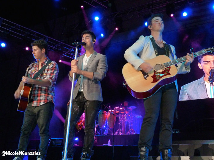 jonas-brothers-2010